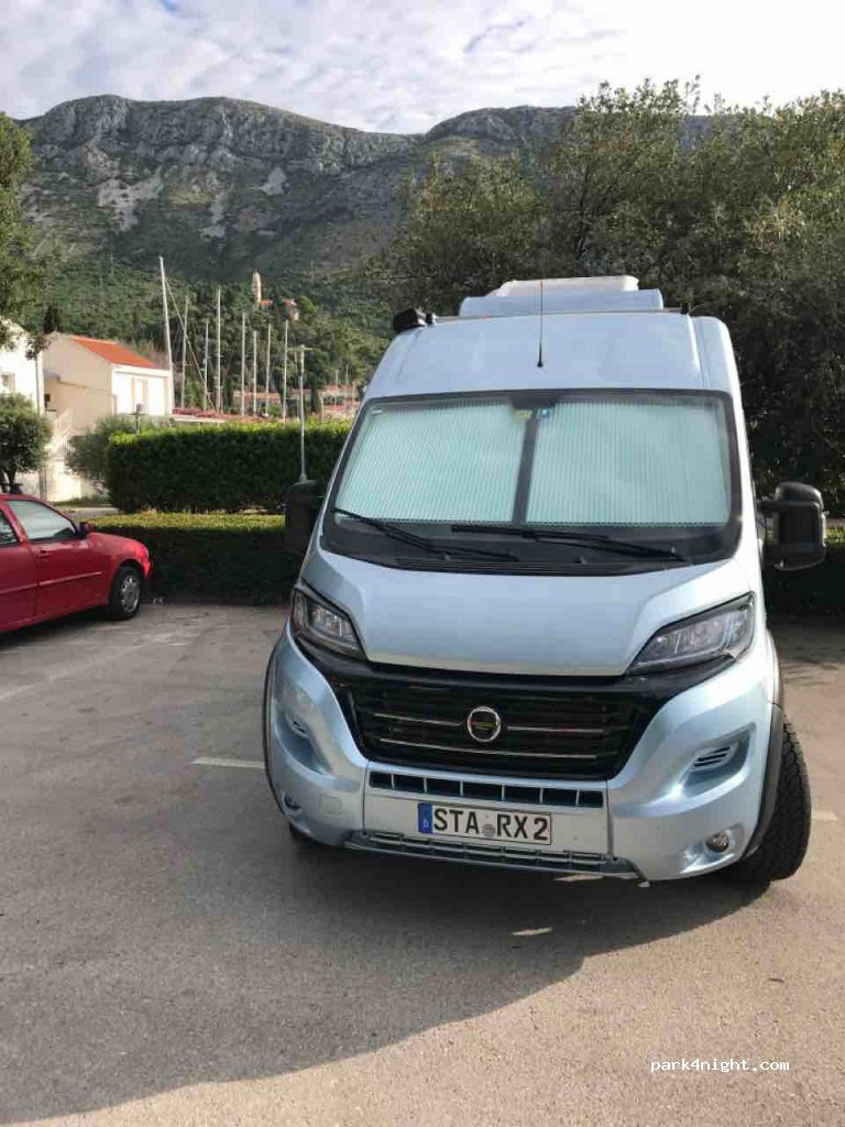 (20236) Komolac - 1 Ogarići ulica — foto