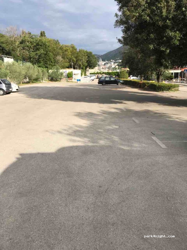 (20236) Komolac - 1 Ogarići ulica — foto 2