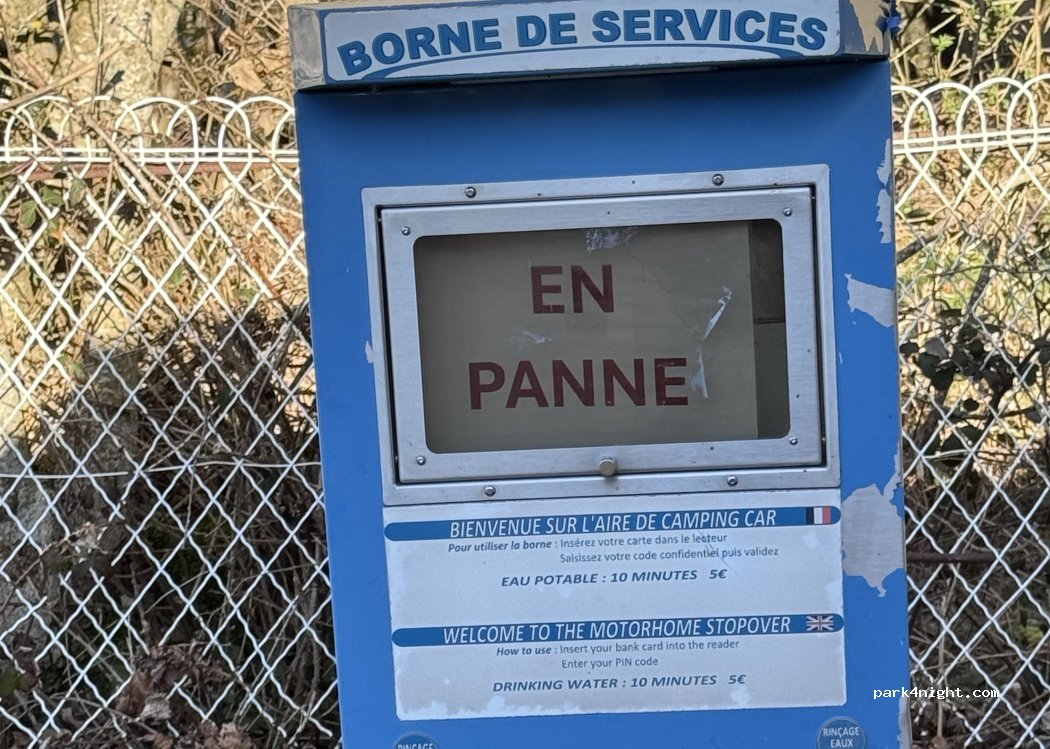 Aire de camping-car La Bourboule — foto 5