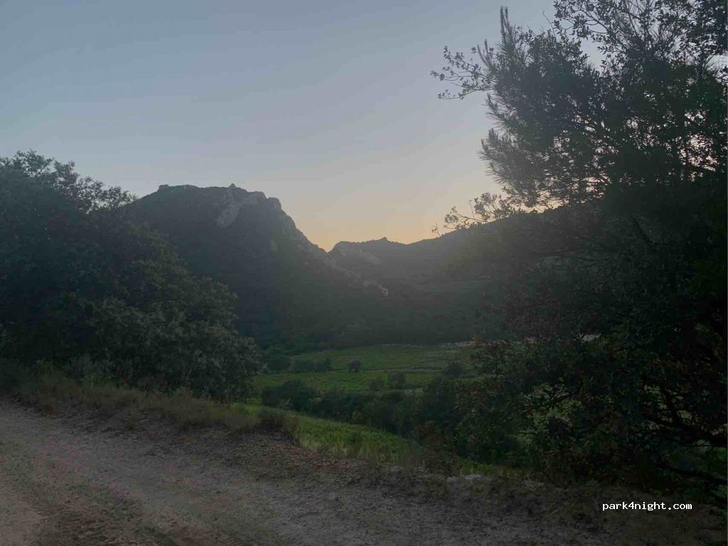 (84190) Lafare - Unnamed Road — foto 2