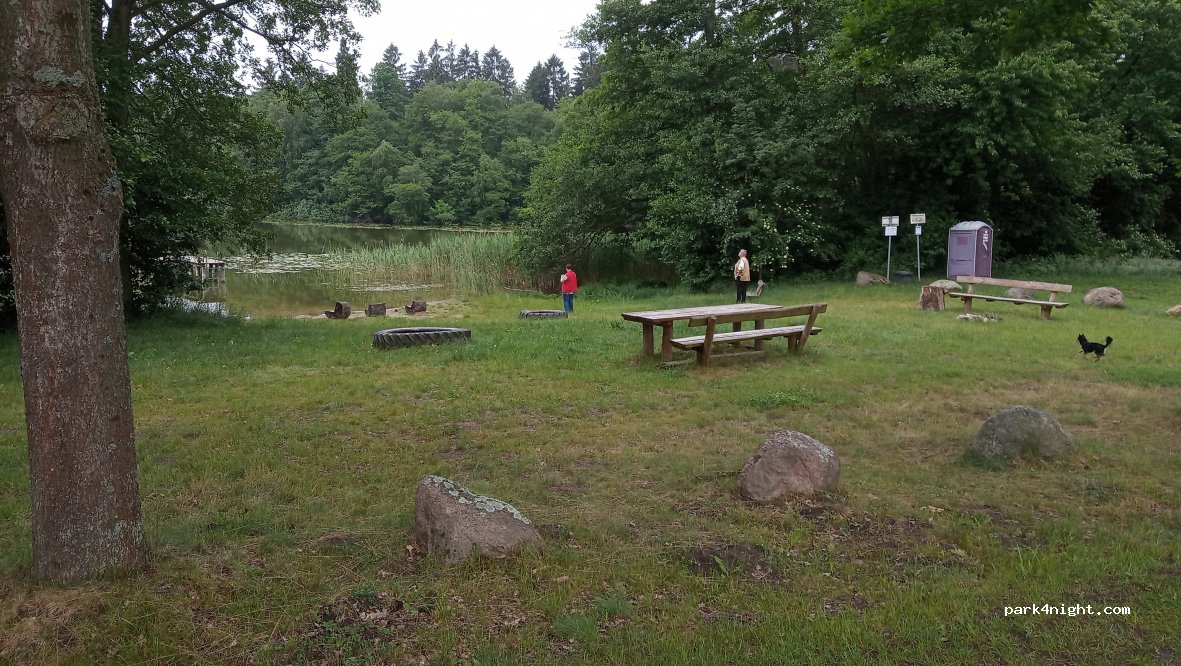 (17237) Kratzeburg - Unnamed Road — foto