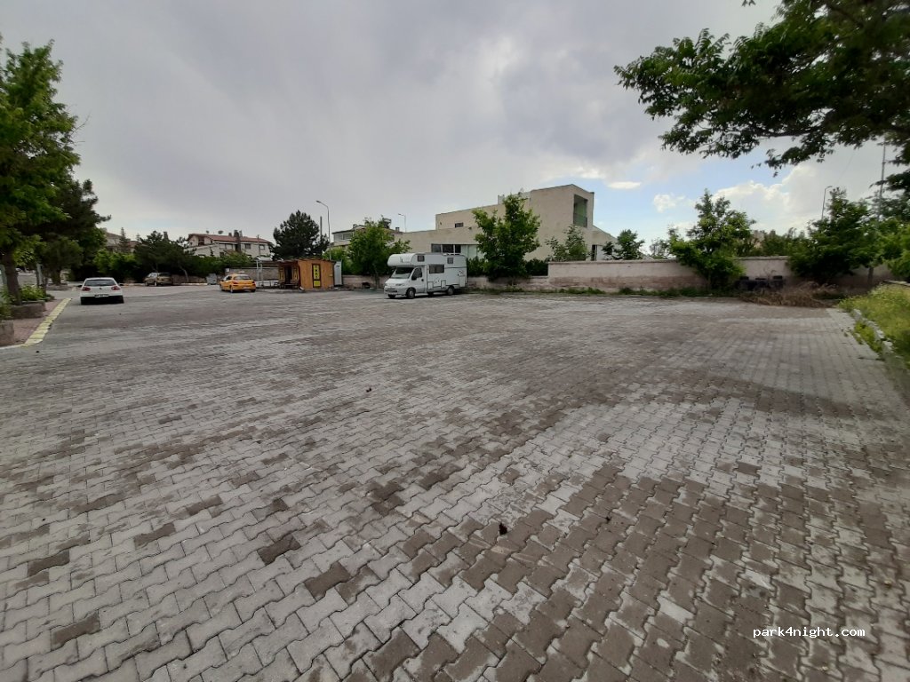 (50240)  - 16 Adnan Menderes Caddesi — foto