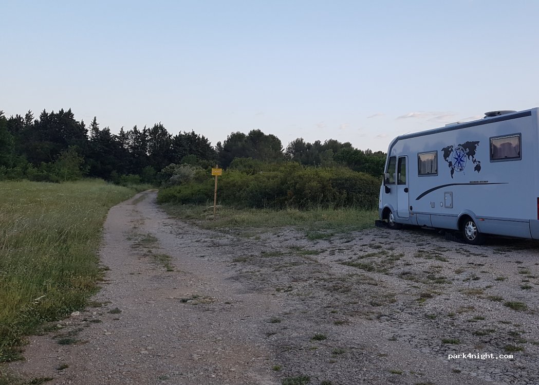 (34160) Castries - 700 Route de Bannières — foto