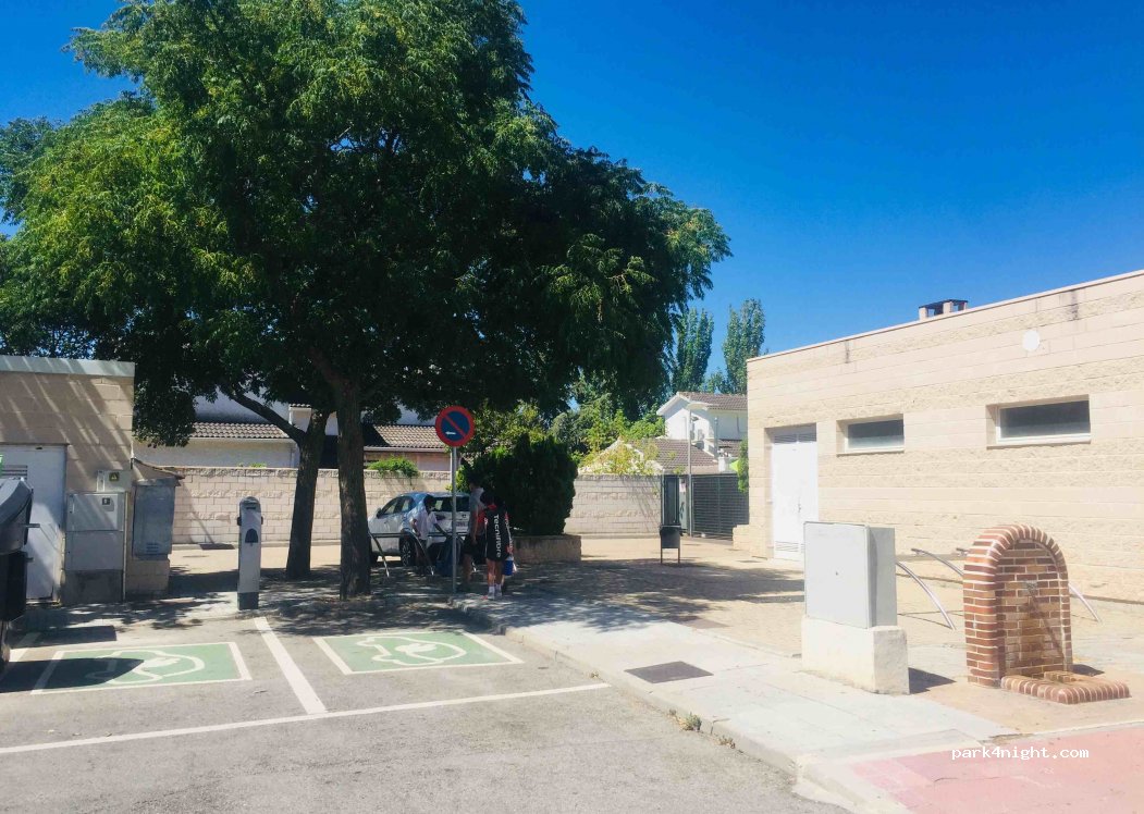 (28690) Brunete - 1A Calle Norte — foto