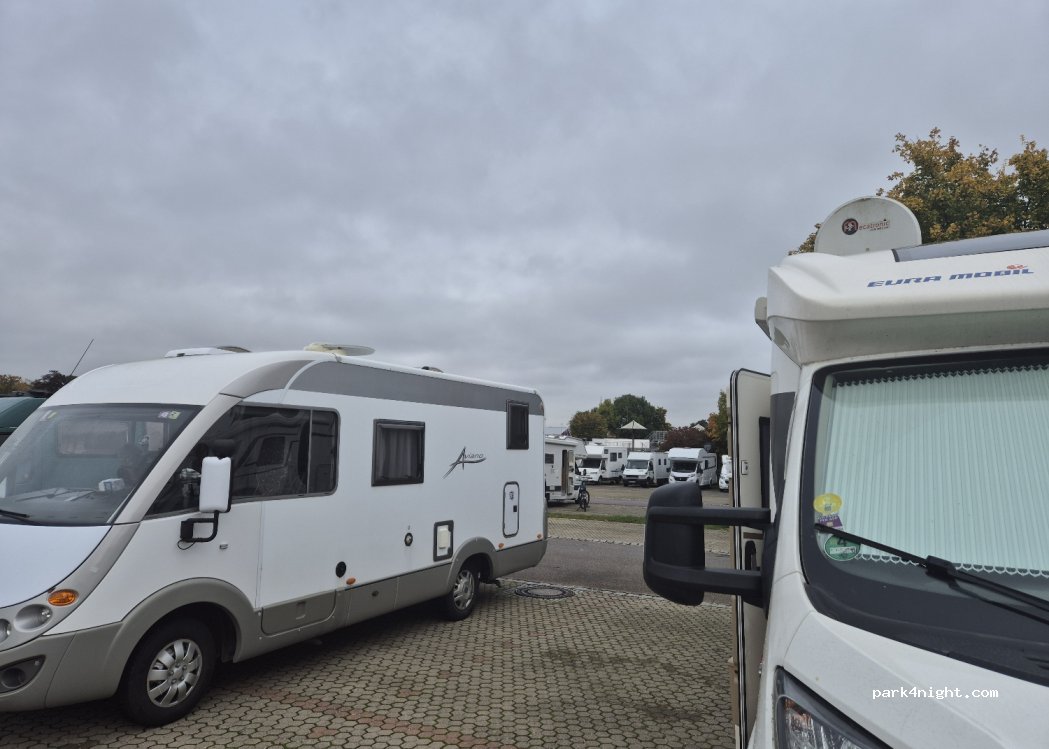 Wohnmobilstellplatz Weißenburg — foto 4