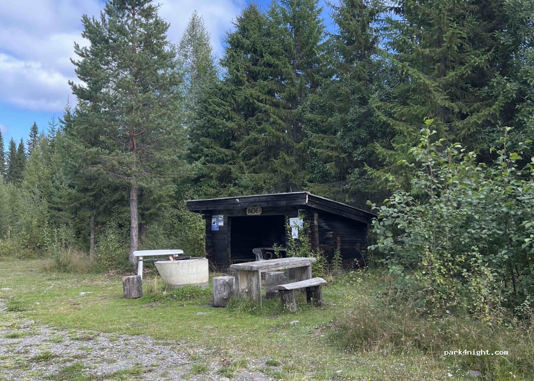 (833 91)  - Unnamed Road — foto 5