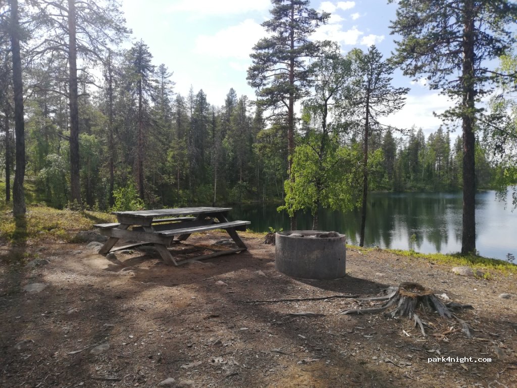 (982 06)  - Unnamed Road — foto