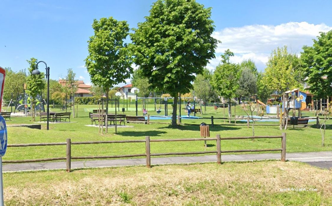 (25019) Sirmione - 2 Viale Raffaello — foto