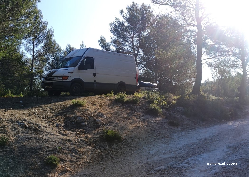 (13810) Eygalières - D24 — foto 2