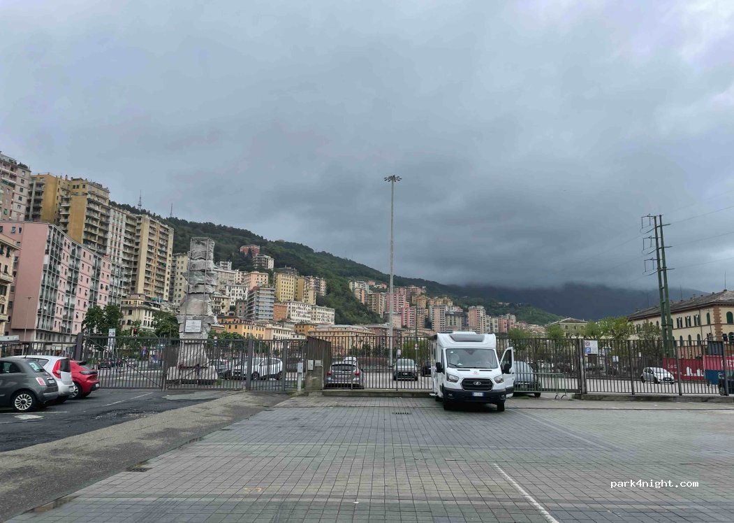 (16139) Genoa - 1 Via Giovanni de Prà — foto 4