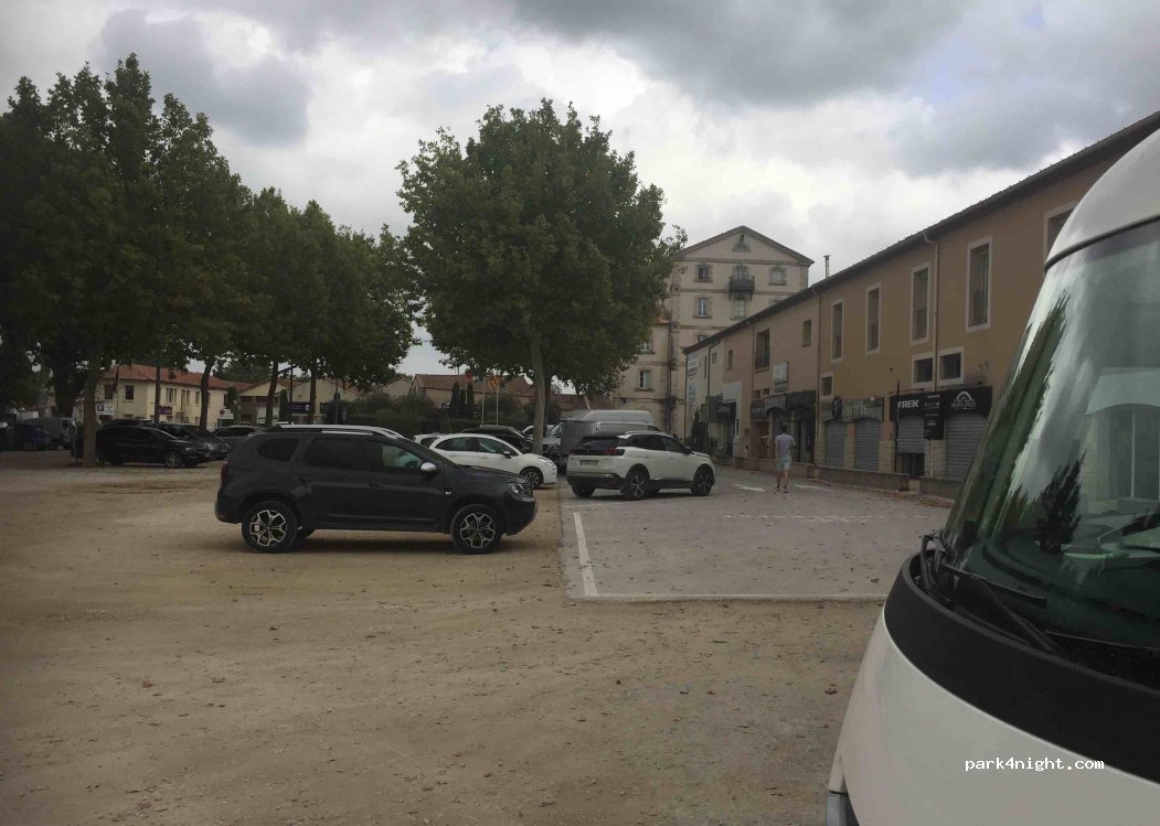 (13210) Saint-Rémy-de-Provence - 2 Rue François Poulet — foto 3