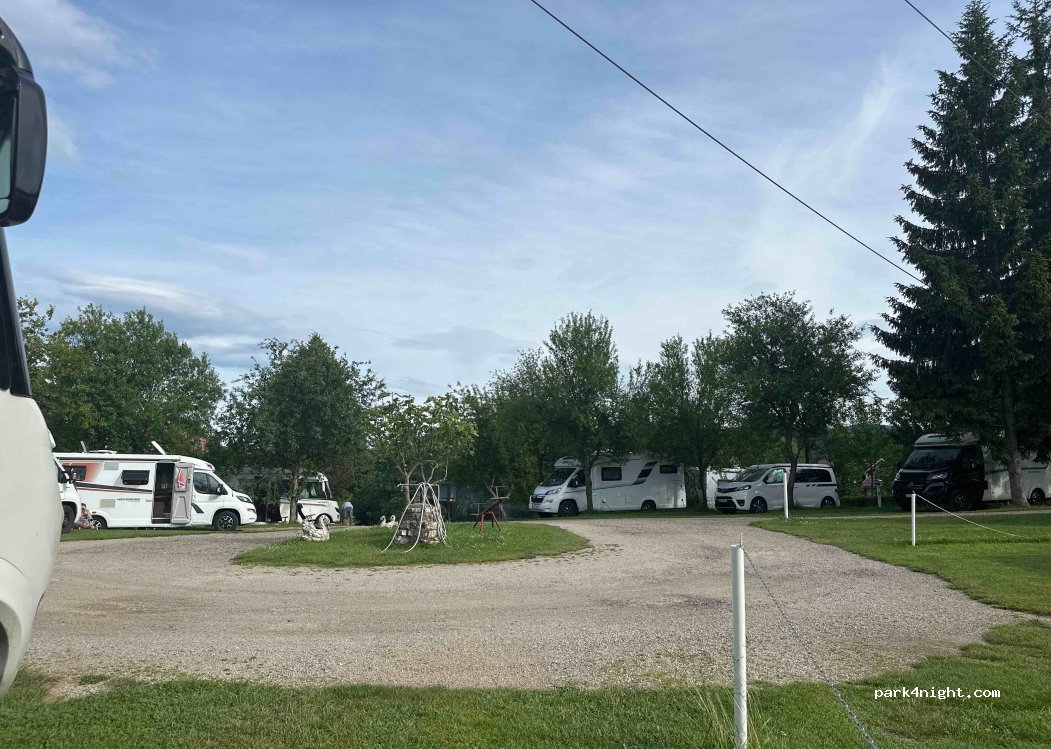 CAMPING PLACE BEAR Plitvički Slap — foto 4