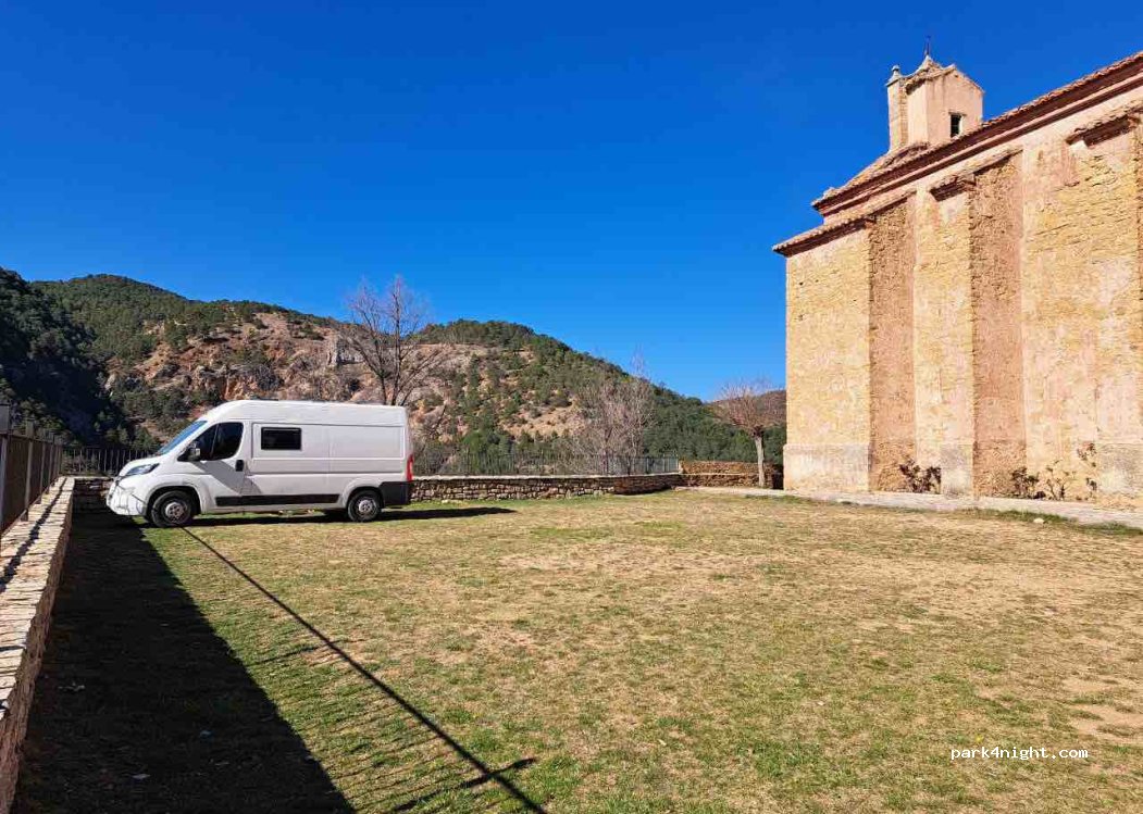 (44412) Linares de Mora - 6 Arrabal Ermita de Santa Ana — foto 2