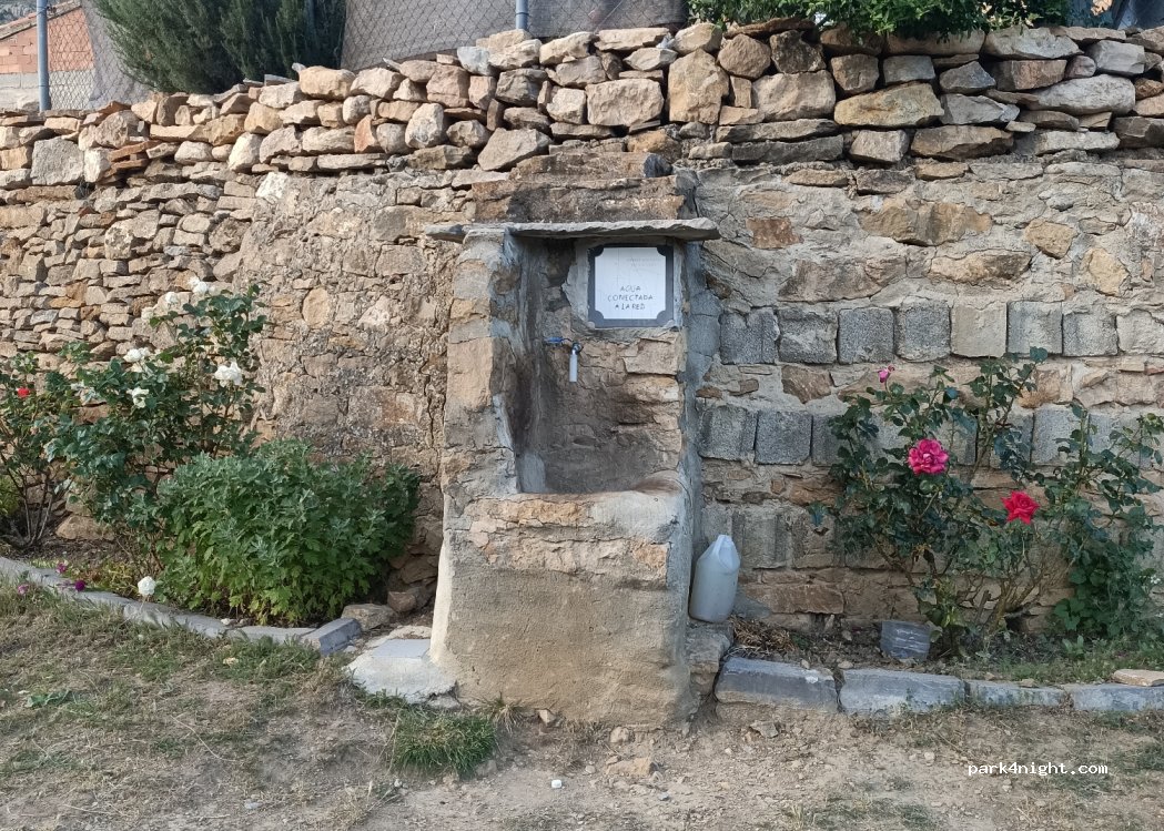 (44412) Linares de Mora - 6 Arrabal Ermita de Santa Ana — foto 3