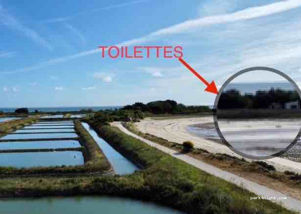 Parking plage de la petite tonille — foto 3