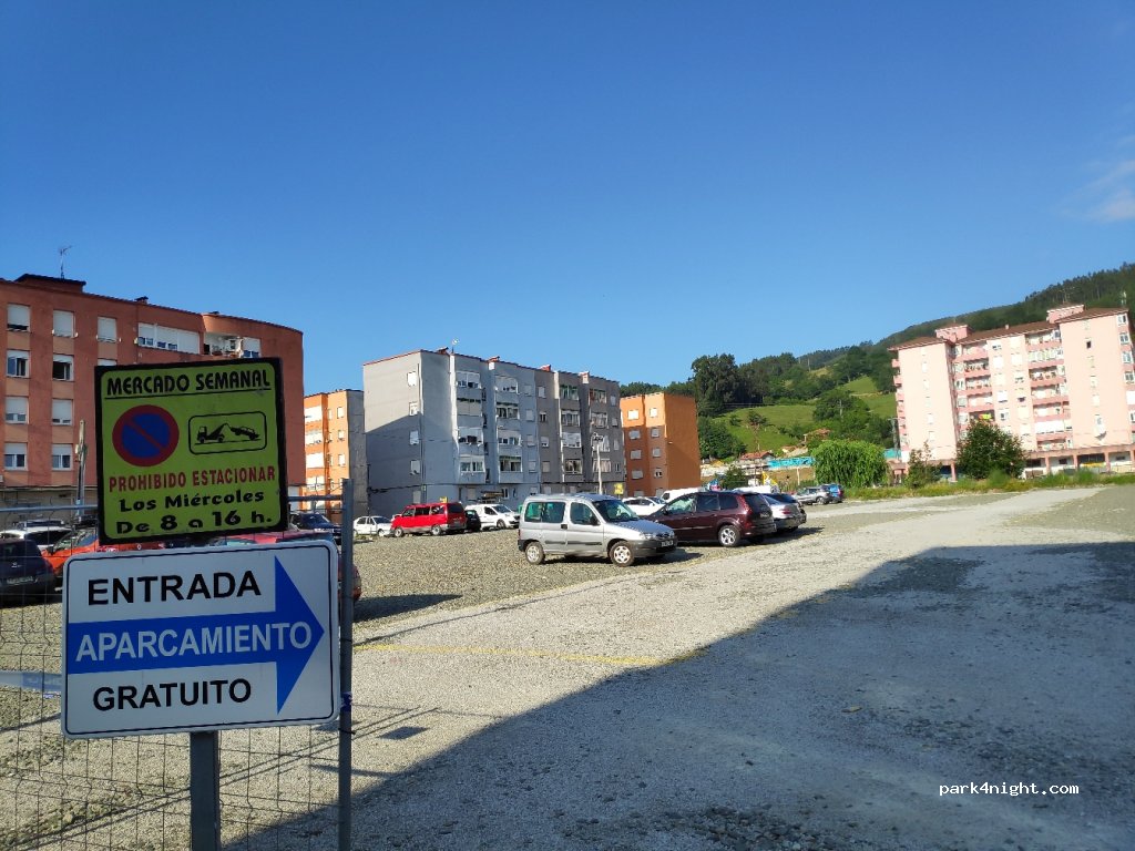 (39400) Los Corrales de Buelna - 7 Calle Trabajadores de Authi — foto