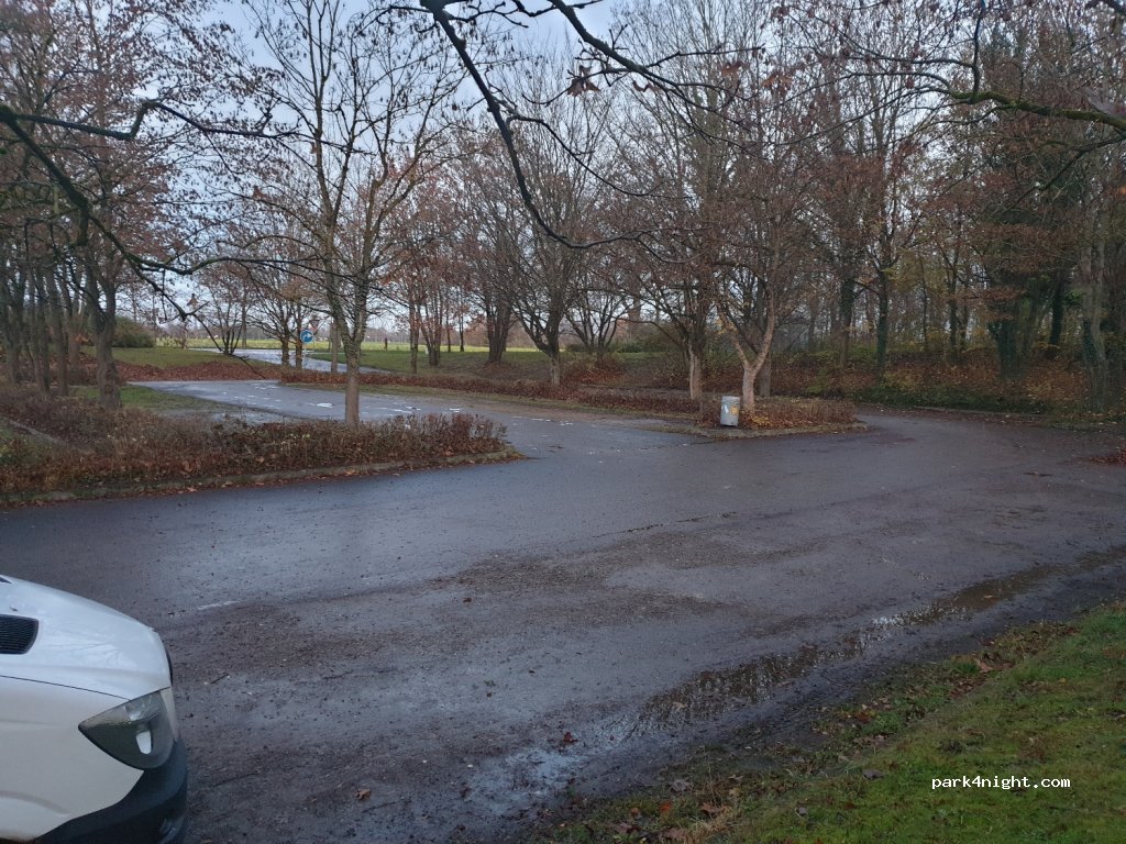 (80995) München - Unnamed Road — foto 2