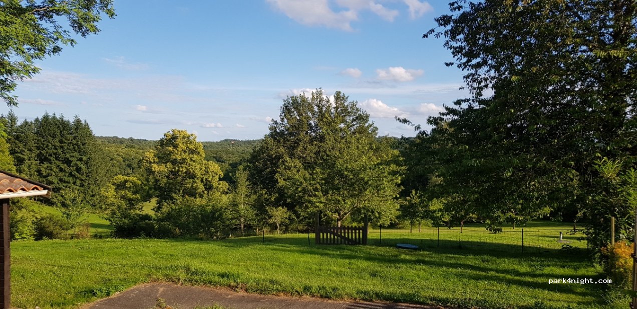 Hondencamping La-Soupèze in Frankrijk — foto