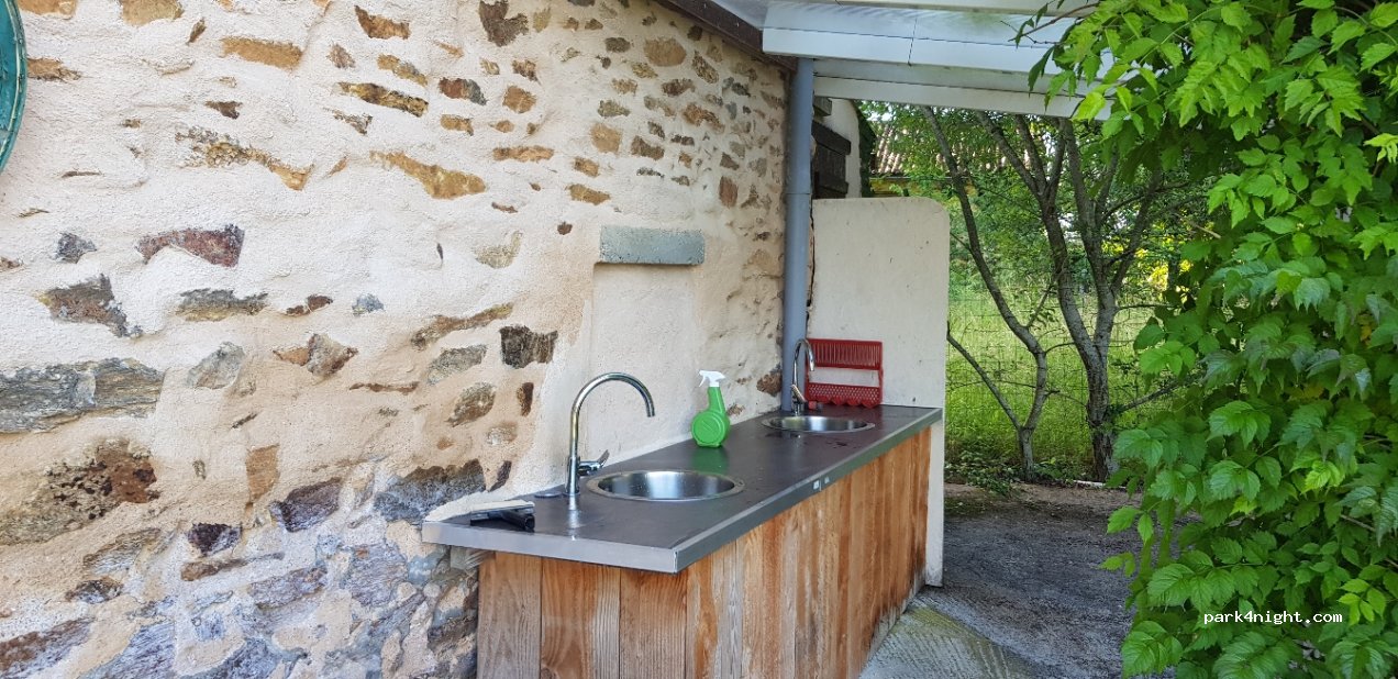 Hondencamping La-Soupèze in Frankrijk — foto 2