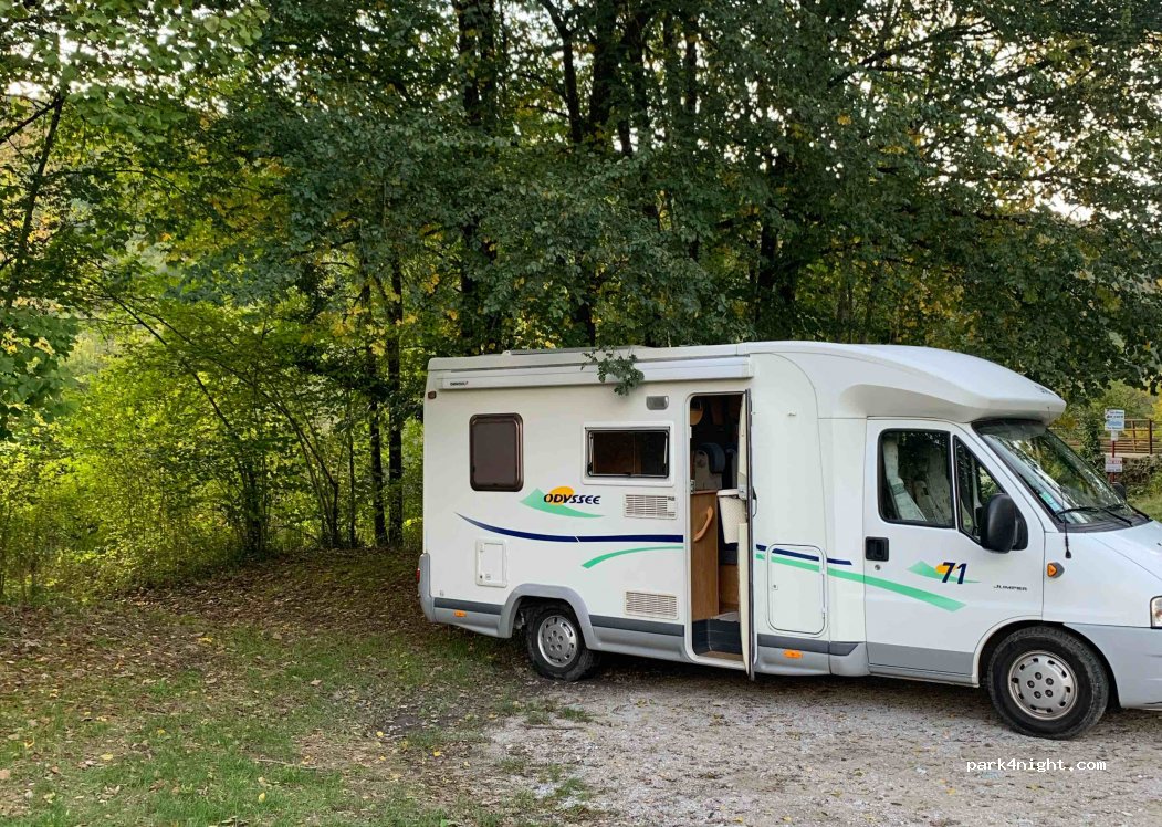 (73360) Les Echelles - Chemin de la malleposte — foto 2