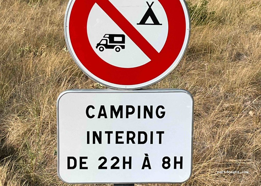 (84390) Saint-Léger-du-Ventoux - D40 — foto 3