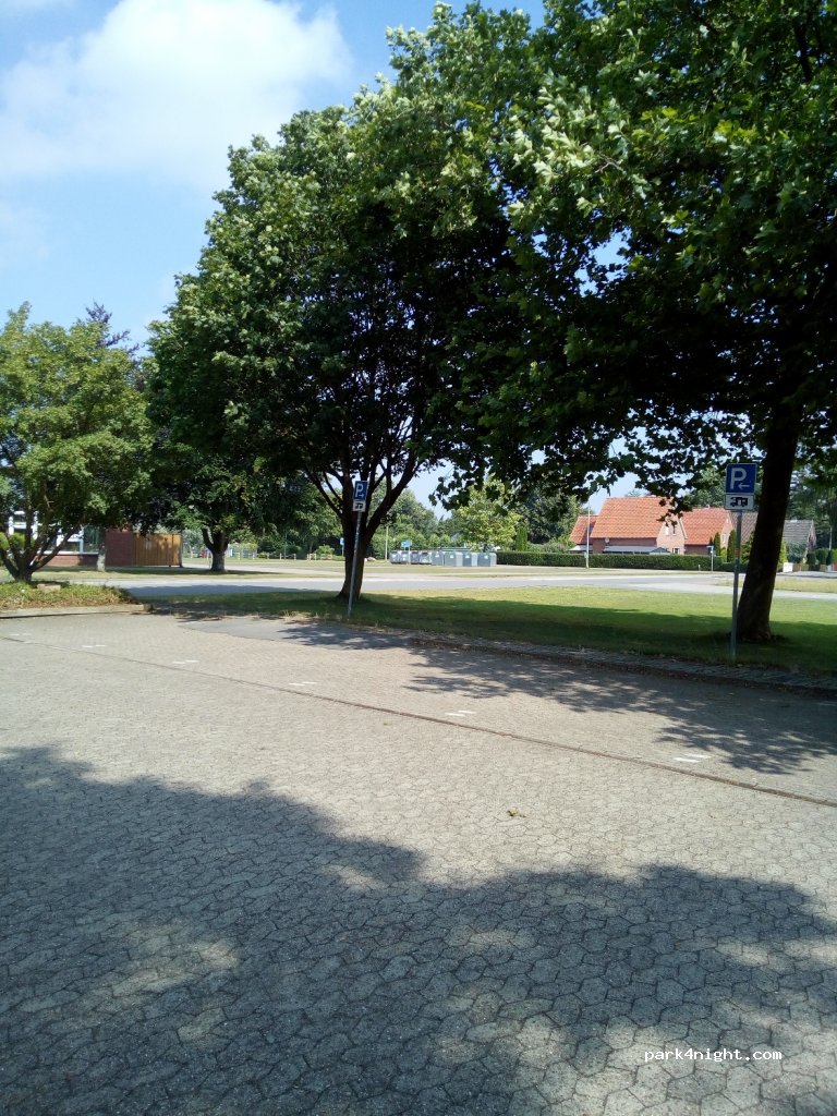 (21706) Drochtersen - 9 Am Sportplatz — foto