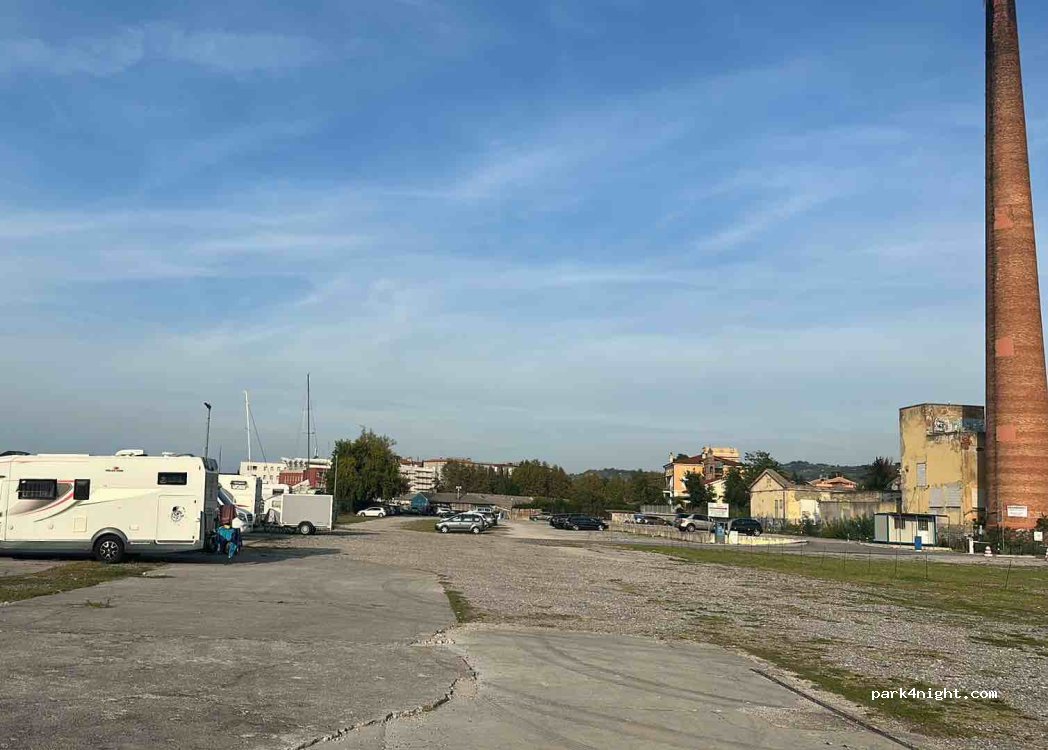 (6310)  - 20 Dantejeva ulica — foto 2