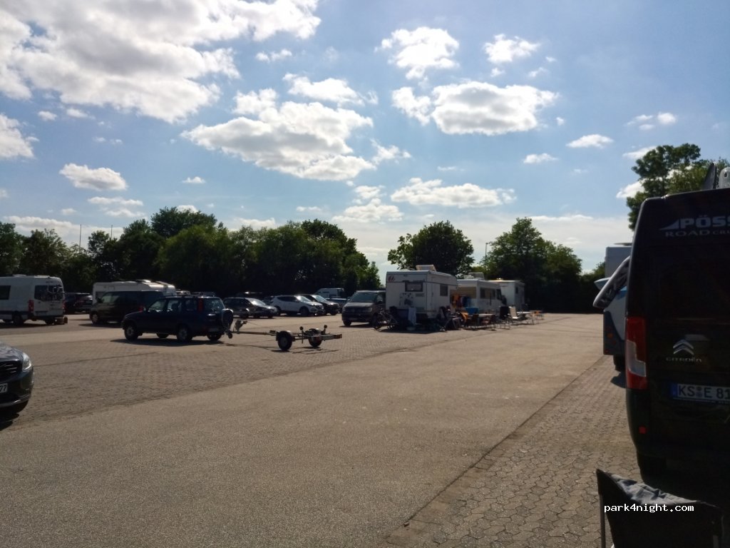 Wohnmobilstellplatz Kiel, Olympiahafen — foto