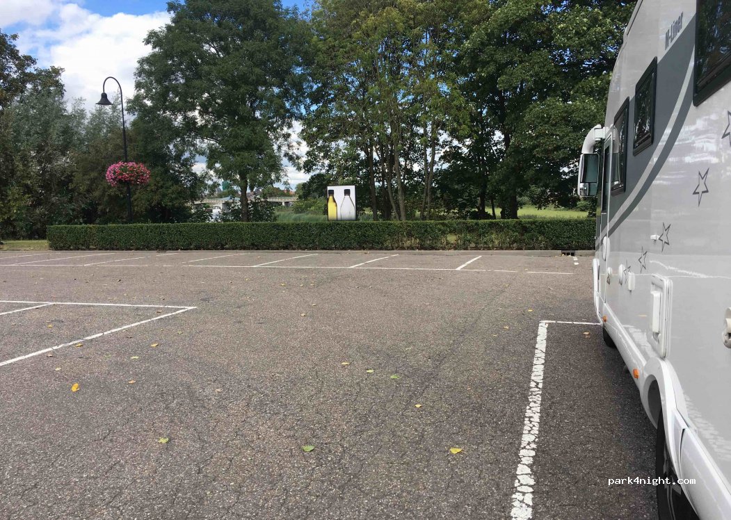 (4142 LD) Leerdam - 8 Lingedijk — foto