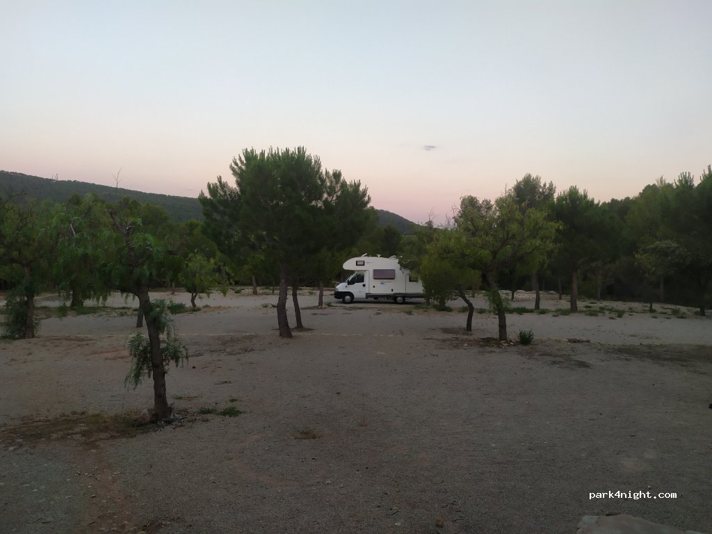 Area Recreativa Fuente del Ladrón — foto 2