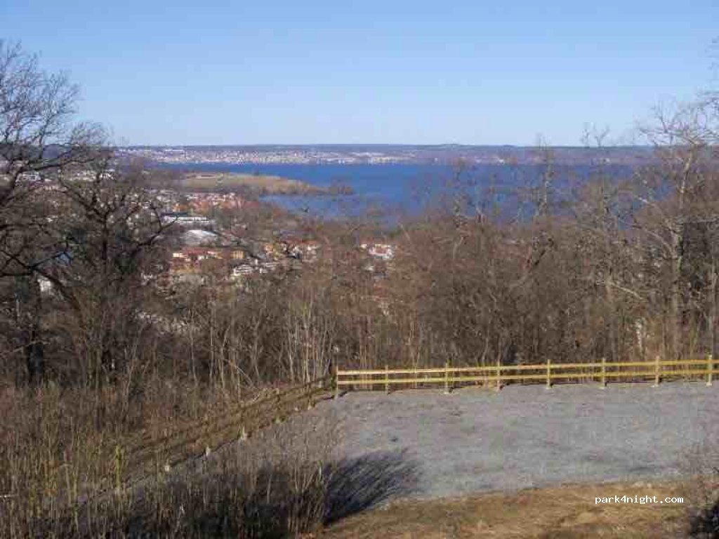 (561 35) Huskvarna - 15 Månbergsvägen — foto 2