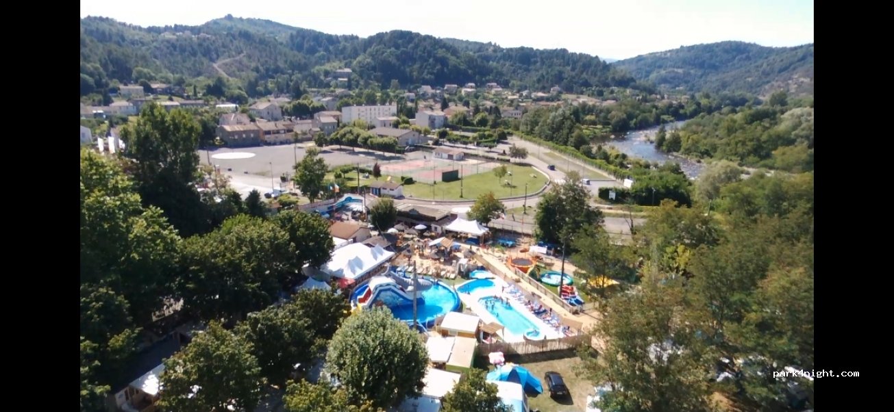 Camping Paradis Family les Issoux d'Ardèche — foto 3