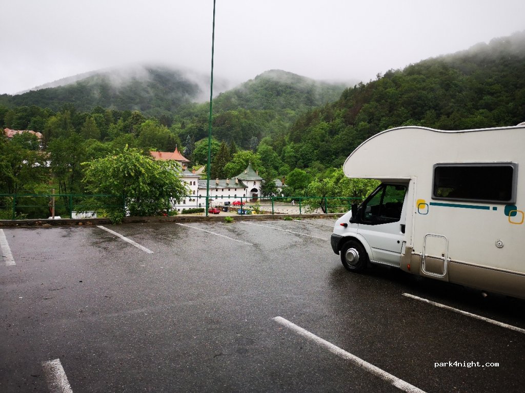 (337118) Silvașu de Sus - DJ687K — foto 2