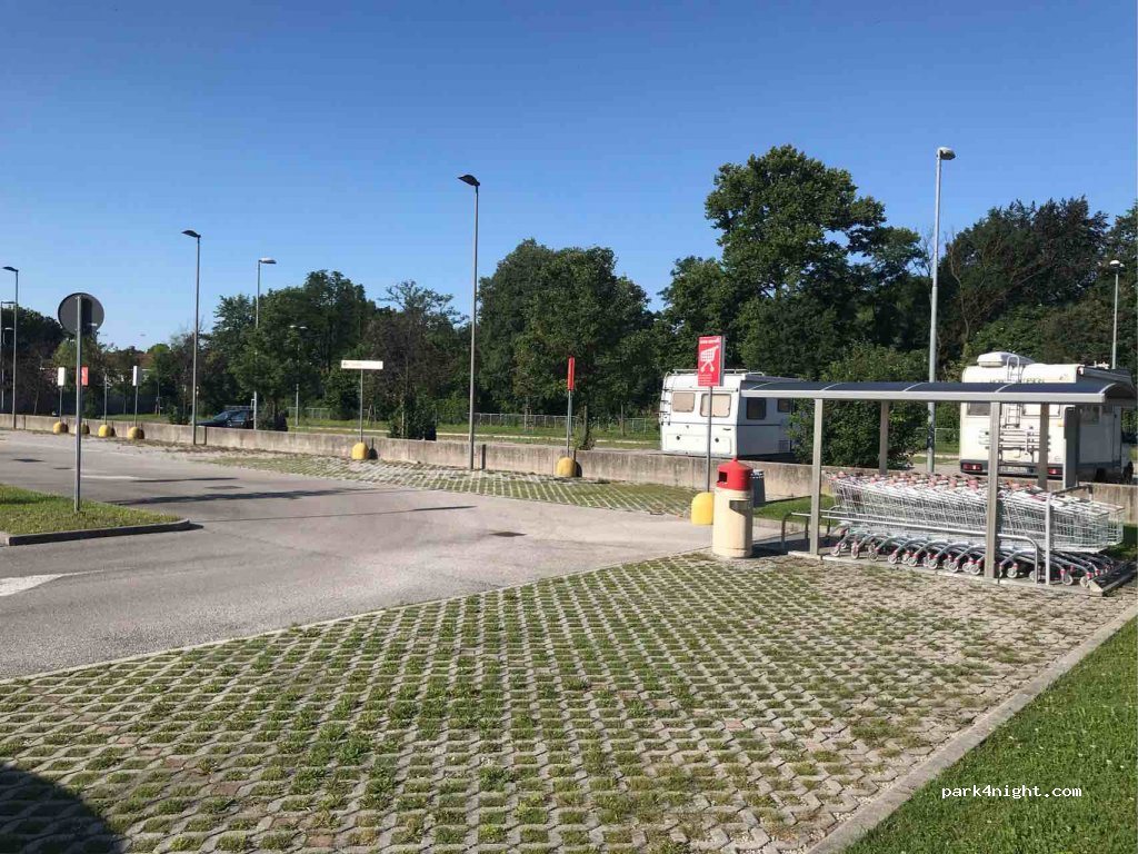 (33100) Udine - 84 Via Melegnano — foto 2