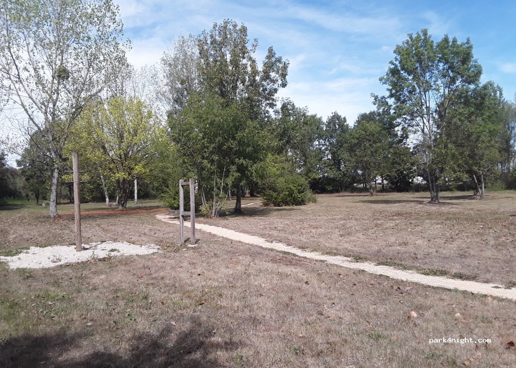 (52100) Sapignicourt - Unnamed Road — foto 3