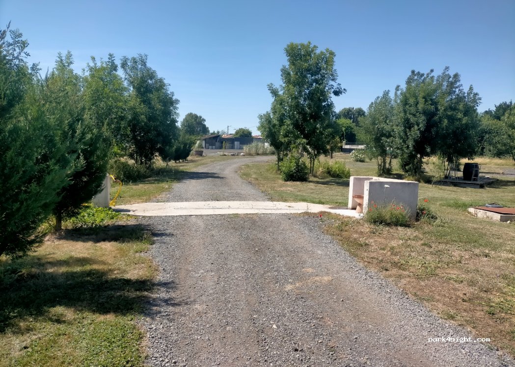 (17430) Cabariot - 28 La Vinsonnerie — foto 2