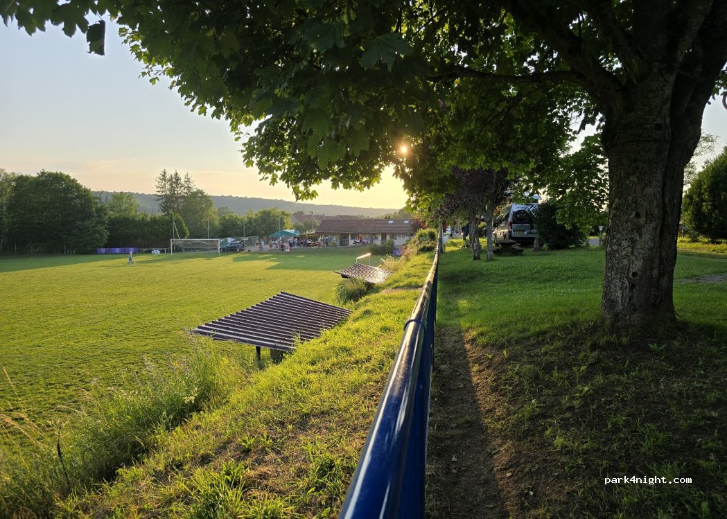 CAMPING DE LA VALLEE DE L'AUBE — foto 3