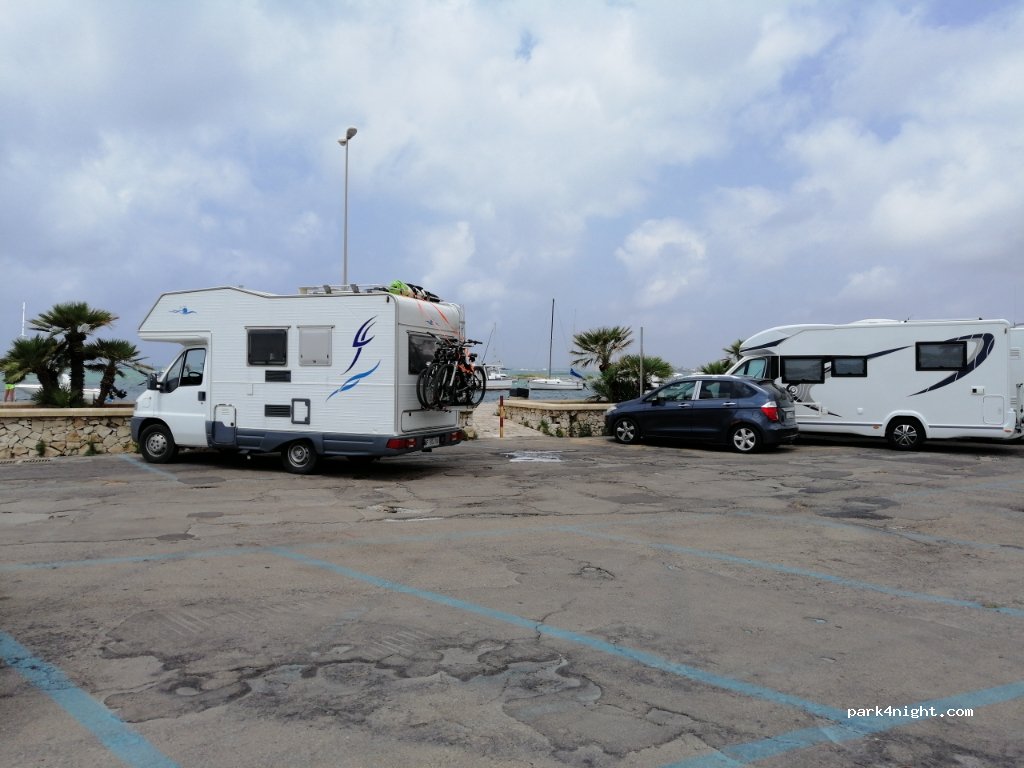 (73010) Porto Cesareo - 8 Via Luigi Capuana — foto