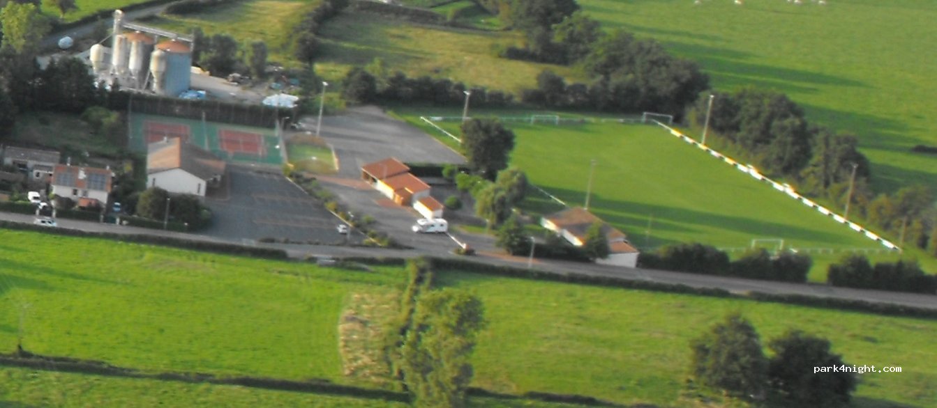 (42110) Chambéon - 3 Le Bourg — foto 2