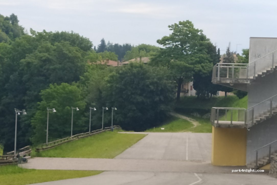 (31017) Crespano del Grappa - 12 Via XI Febbraio — foto