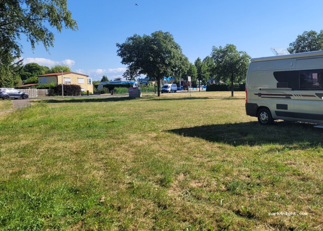 (17098) Friedland - 9A Neubrandenburger Straße — foto 2
