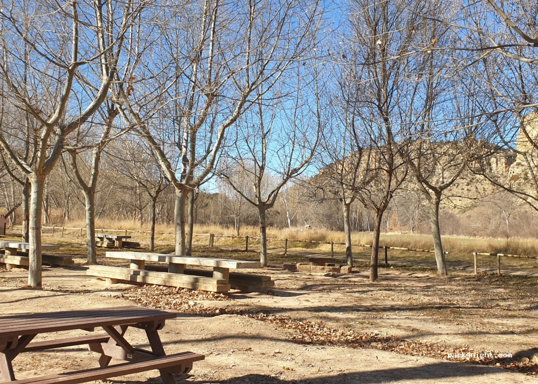 (44126) Albarracín - A-1512 — foto 3
