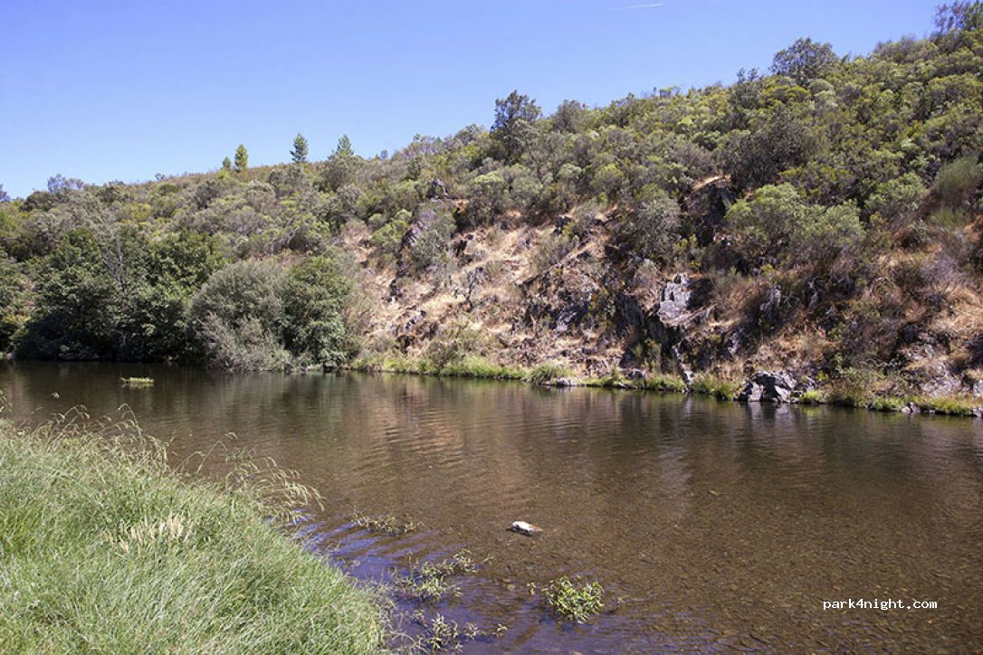(10859) Santibáñez el Alto - piscina natural de Hernán Pérez — foto 3