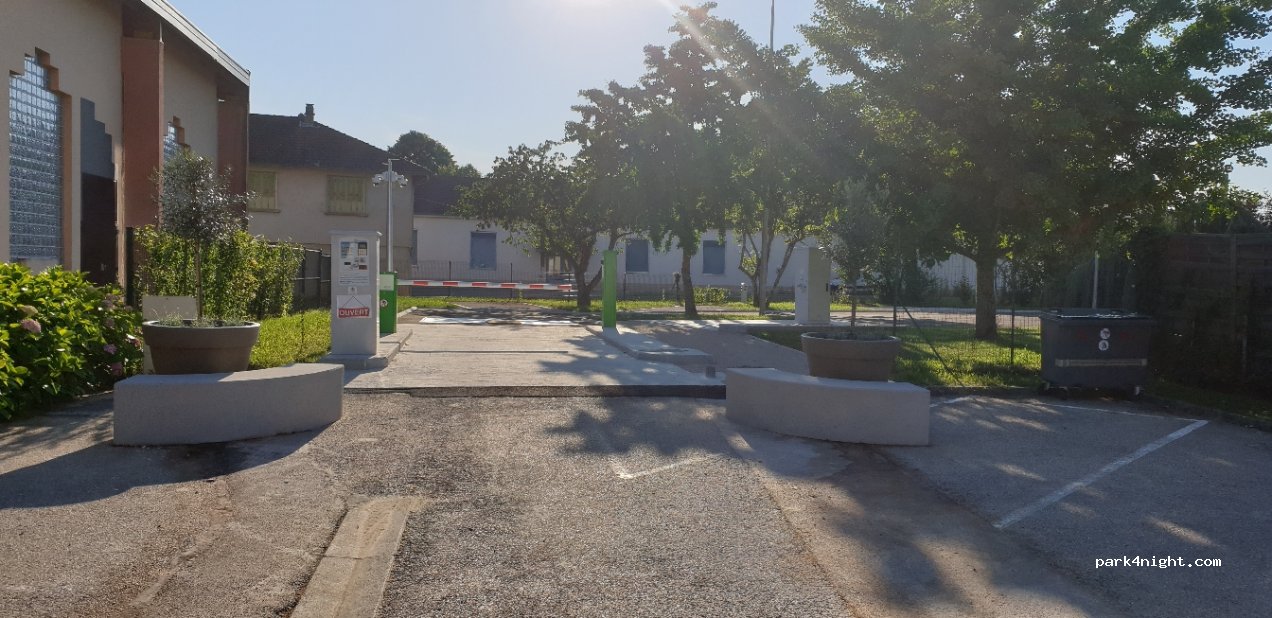Aire de St Trivier de Courtes — foto