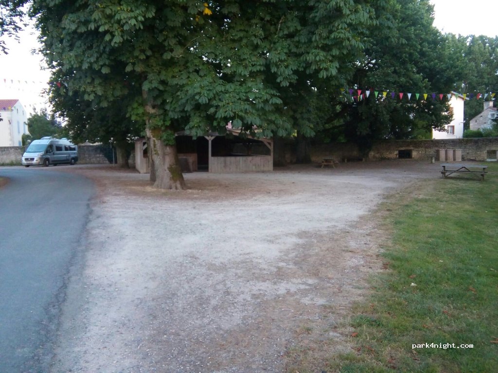 (85240) Nieul-sur-l'Autise - 4 Rue du Moulin — foto 3