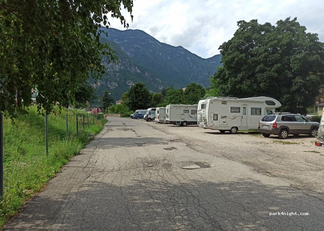 (38061) Ala - 4 Via della Costituzione — foto