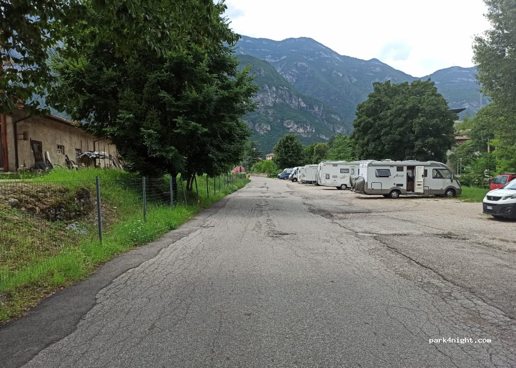 (38061) Ala - 4 Via della Costituzione — foto 2