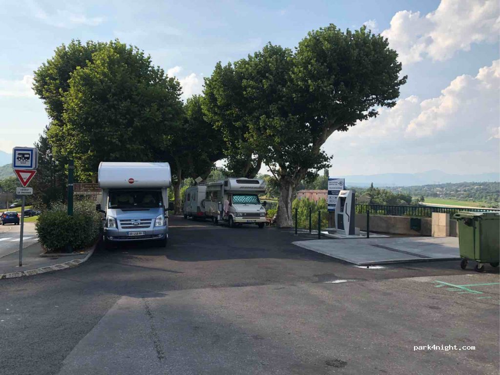 (04200) Sisteron - 1 Cours Melchior Donnet — foto 3