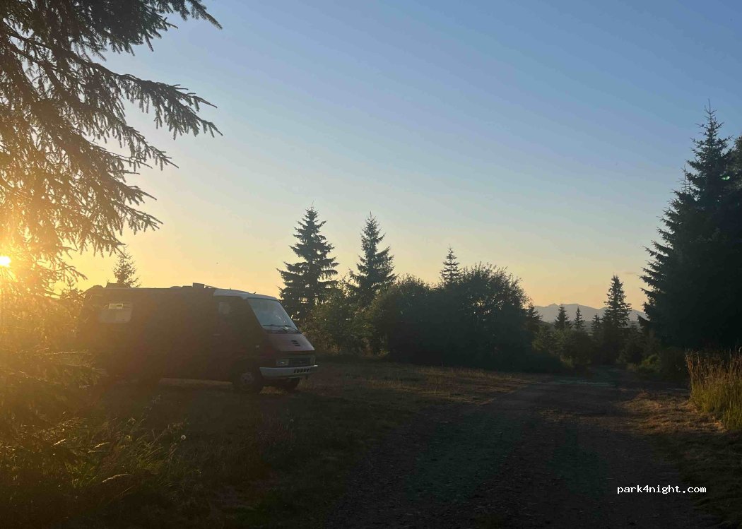 (63420) Saint-Alyre-és-Montagne - Unnamed Road — foto 4