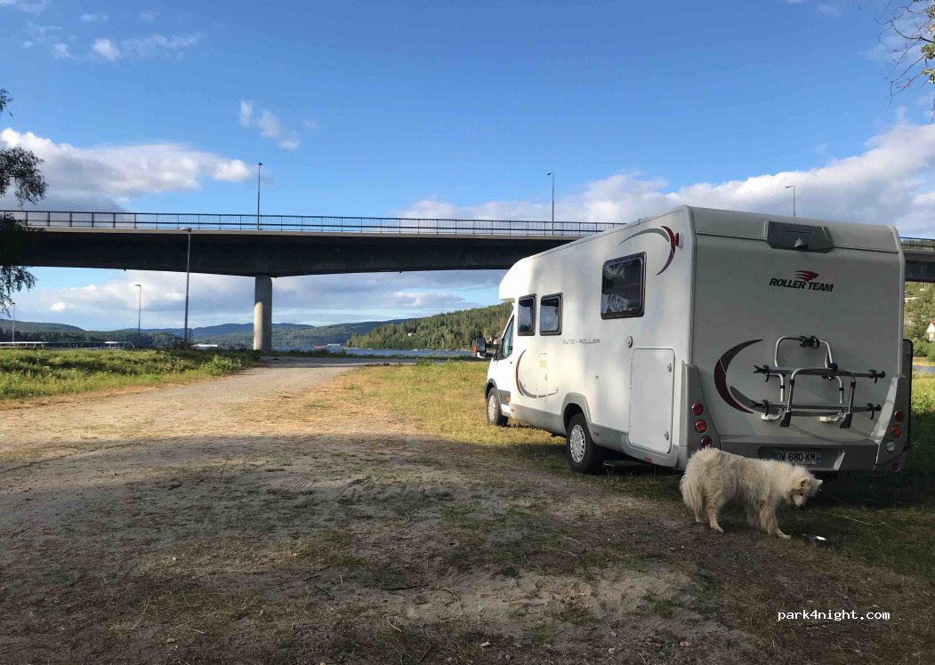 (872 64) Sandöverken - 16 Sandövägen — foto 2